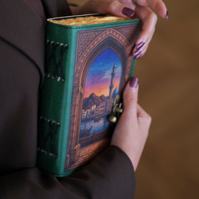 Muttrah Arch Leather Journal